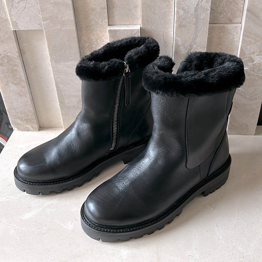 ZARA Fur Lined Leather Ankle boots EU 35 US 5